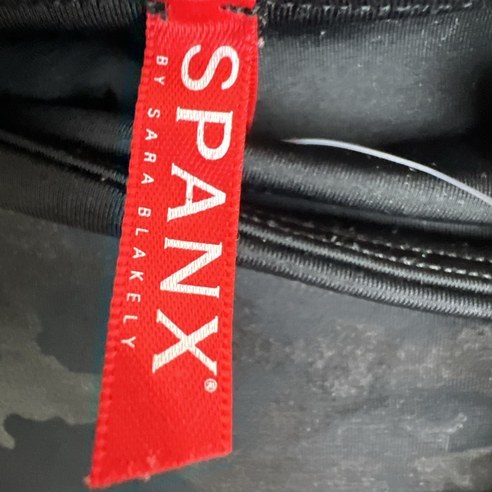 SPANX Leggings Women's Sz 1X High Rise Black Camouflage Tummy Control Workout - Picture 6 of 16